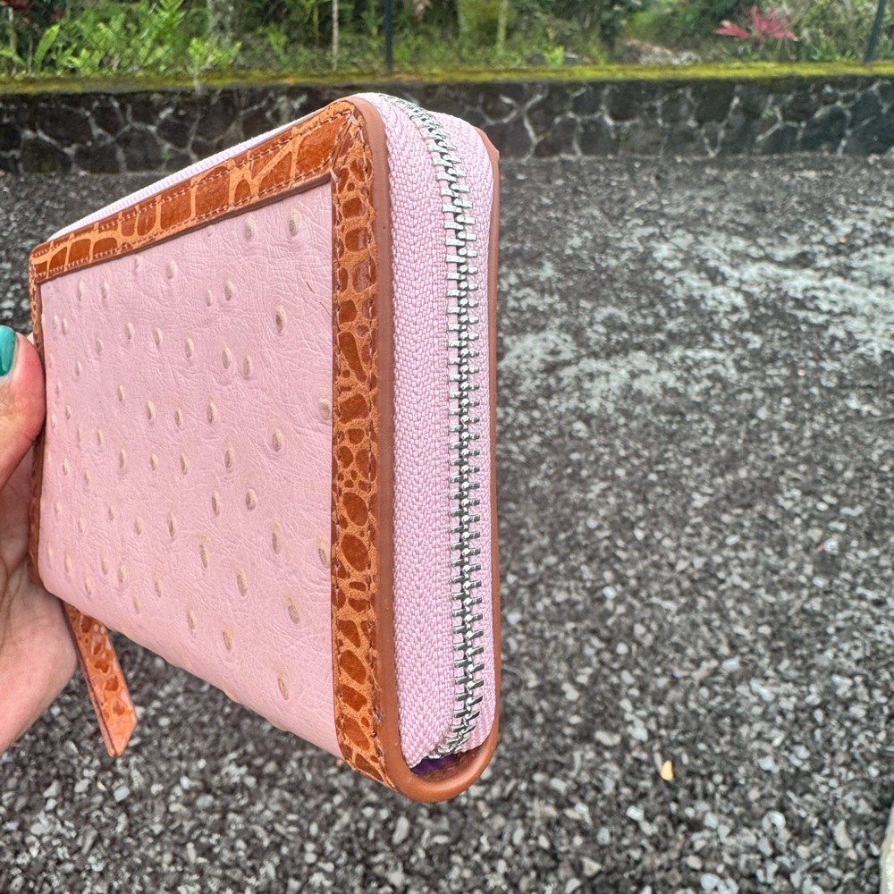 Sharif 1827 Pink Ostrich Embossed Leather Zip Around Wallet with dust bag - Picture 3 of 7